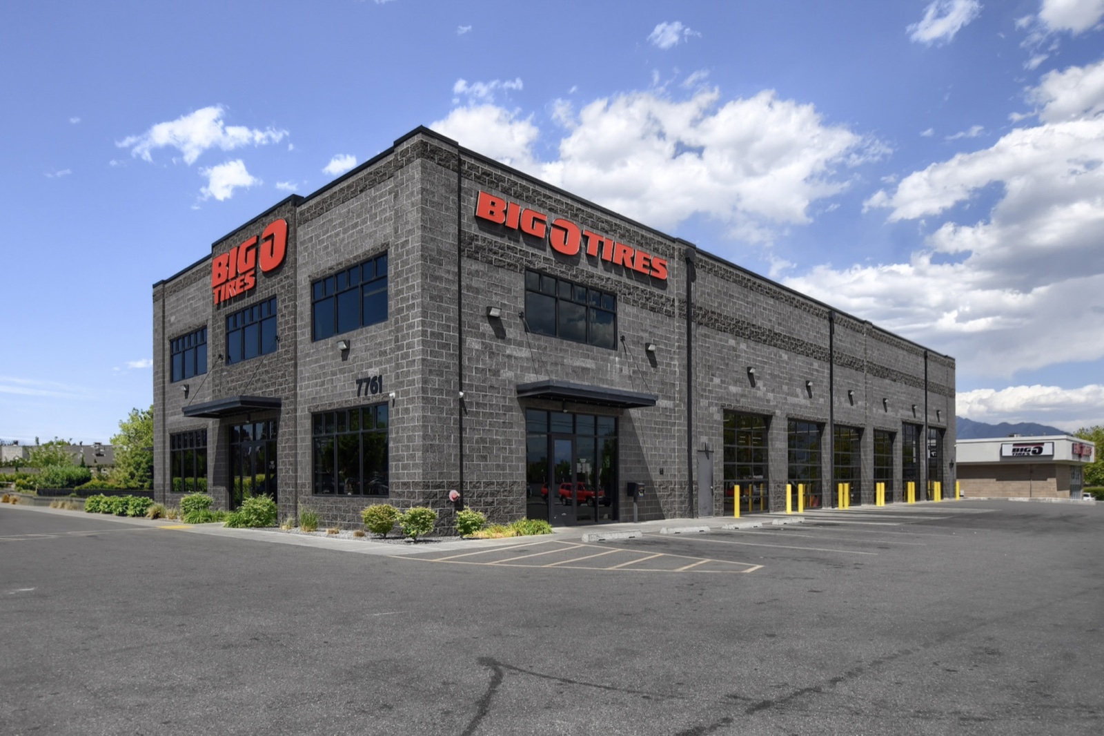 Big O Tires store exterior
